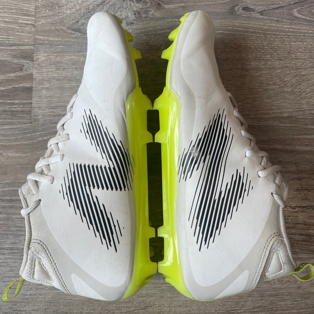 New Balance Rush V4 Lacrosse Cleats Men 9.5 Womens 11 White Neon Yellow RUSHMWT4